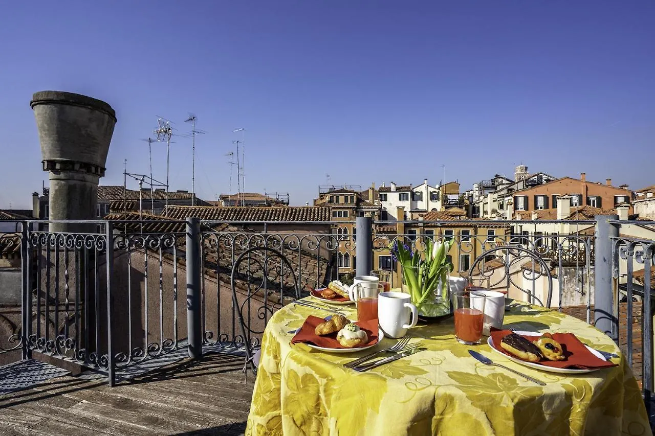 Corte Rossa Terrace Charming Apartment Venedig